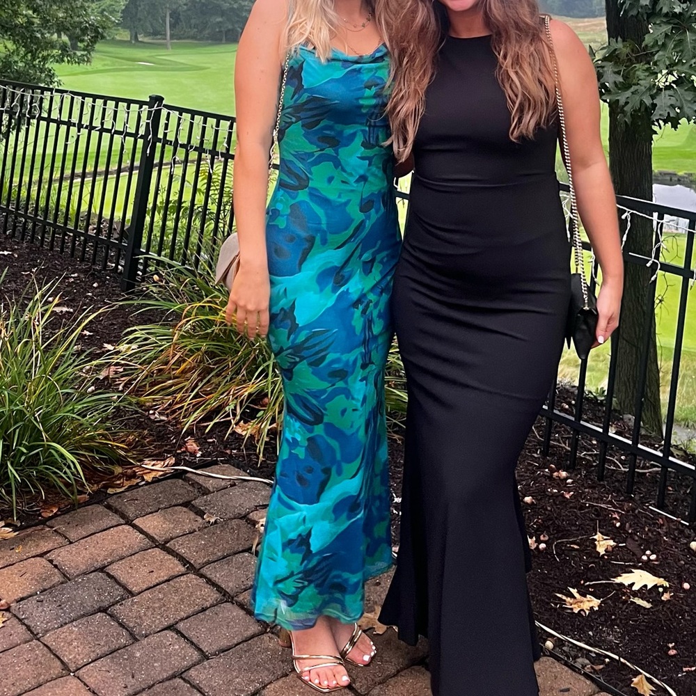 BLUE FLORAL MAXI DRESS